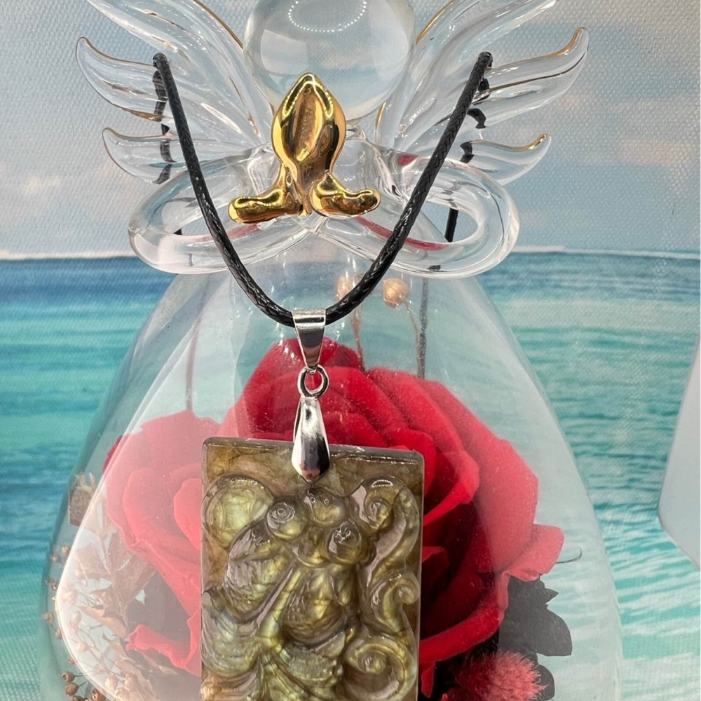 Labradorite Natural 13G Gold Blue Flash Pendant Necklace Goldfish Reiki Crystal